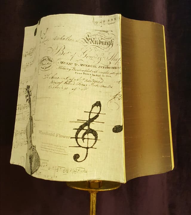 Abat-jour Partitions - Les abat-jour d’illumine