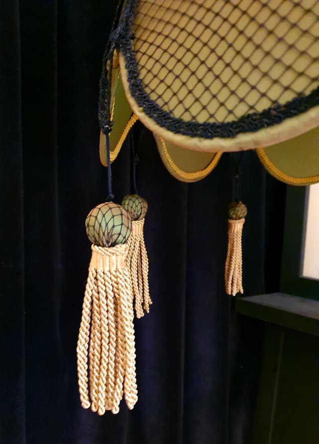 RÉSILLE NOIRE - Les abat-jour d’illumine