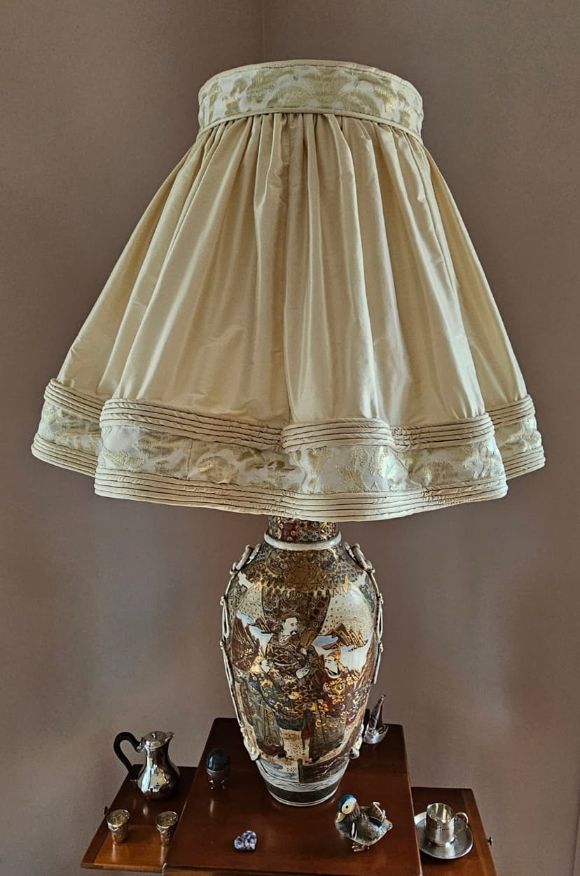 ABAT-JOUR JUPONNE A COL "L'Autrefois"