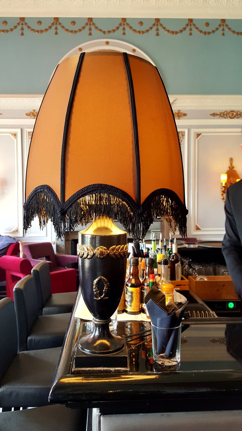 LE GRAND HOTEL DE CABOURG - Accueil - Les abat-jour d’illumine