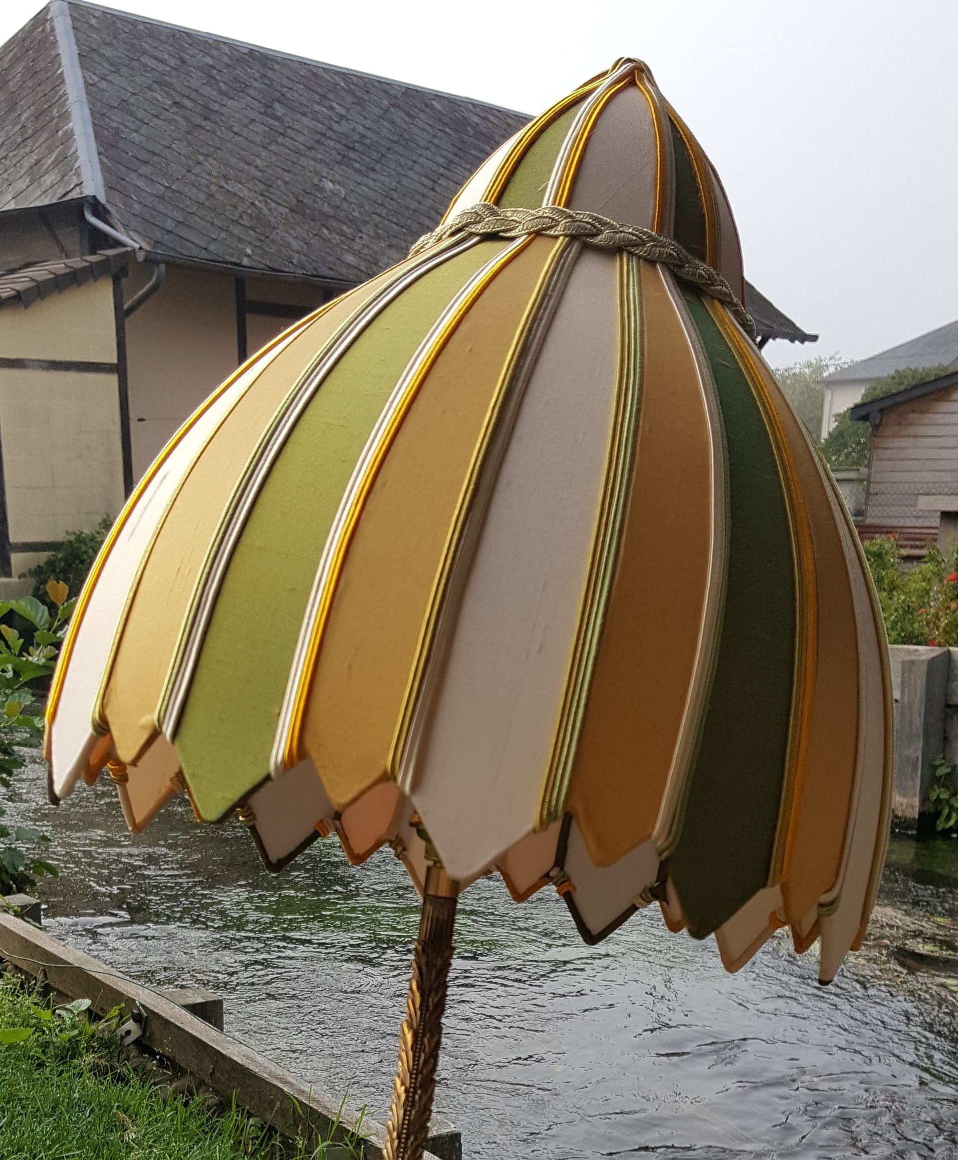 Abat-jour Dome pointu - Les abat-jour d’illumine