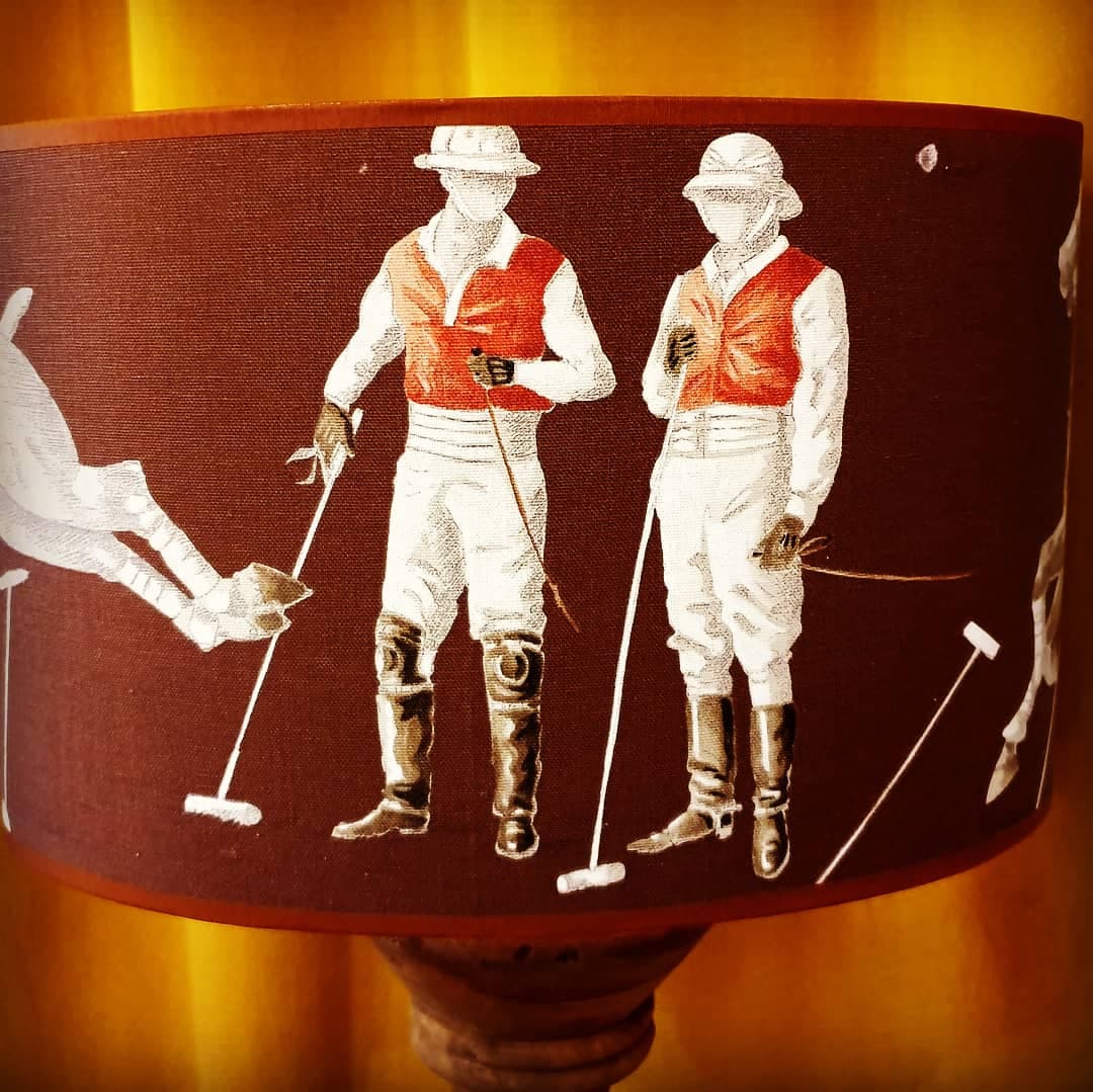 JOUEURS DE POLO - Les abat-jour d’illumine (vue 1)
