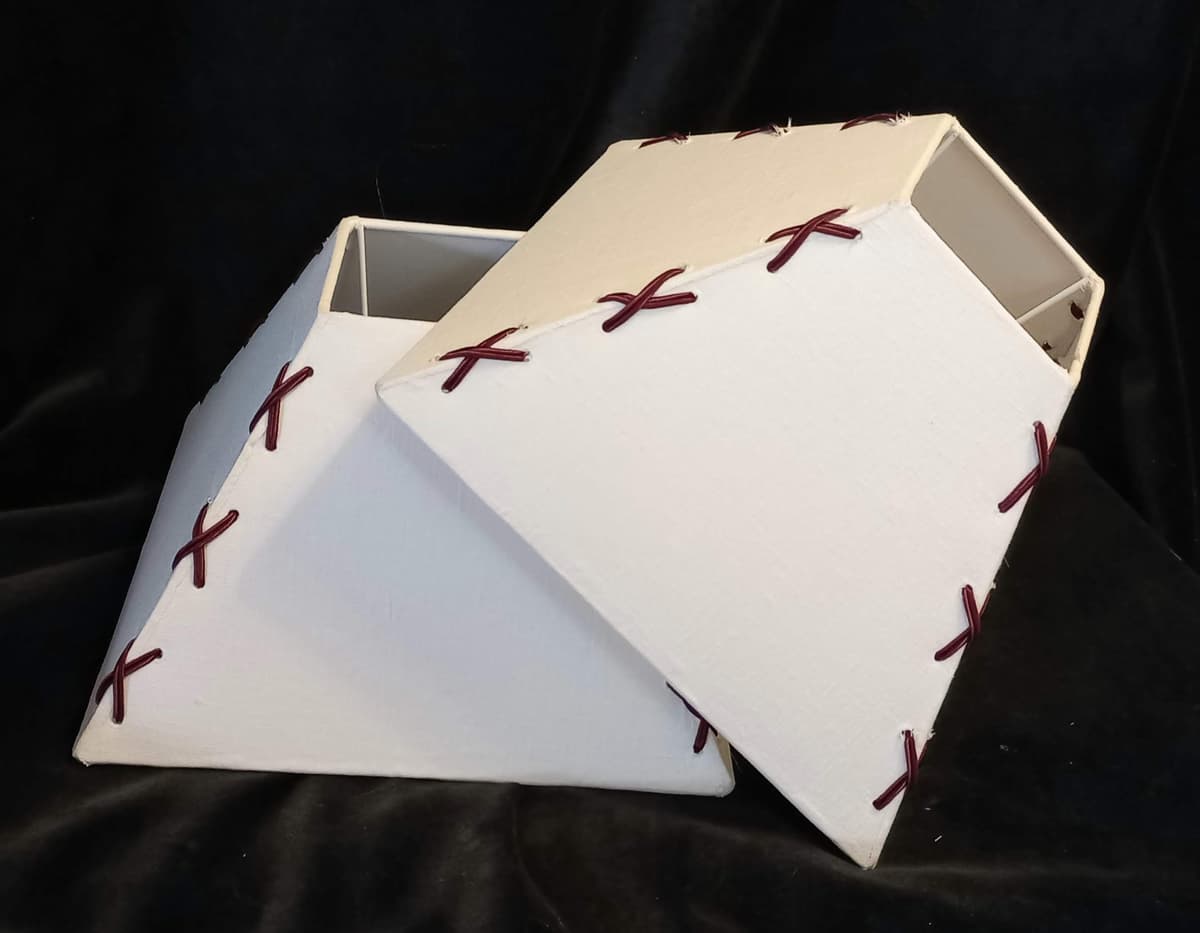 PYRAMIDE LACEE — photo produit (vue 1)