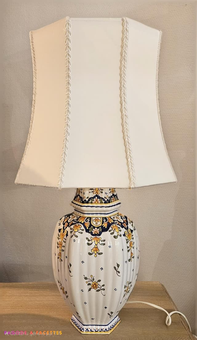 ABAT-JOUR PAGODE à panneaux " Ton sur Ton "