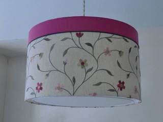 Suspension Fleurs brodées sur Lin - Les abat-jour d’illumine