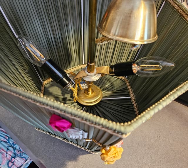 CHARMEUSE cette suspension romantique